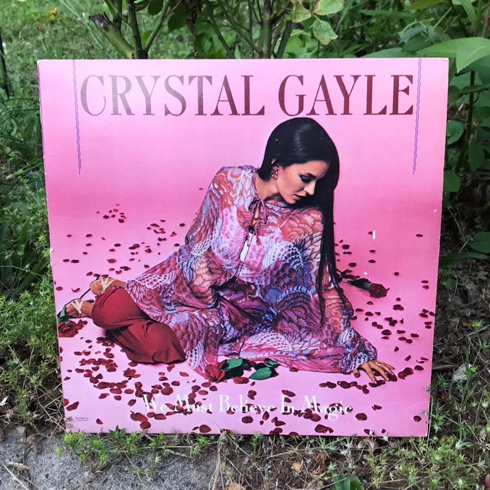 CRYSTAL GAYLE 1977 VINYL RECORDS